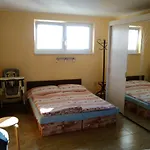 Kemping A Pod Starym Orechom - Camp *