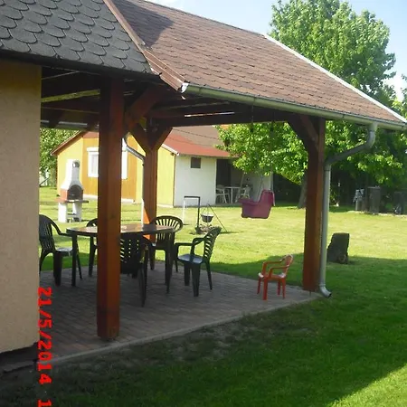 A Pod Starym Orechom - Camp *