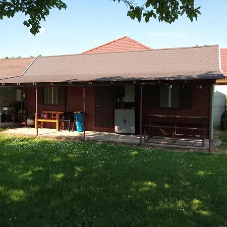 A Pod Starym Orechom - Camp Campsite *